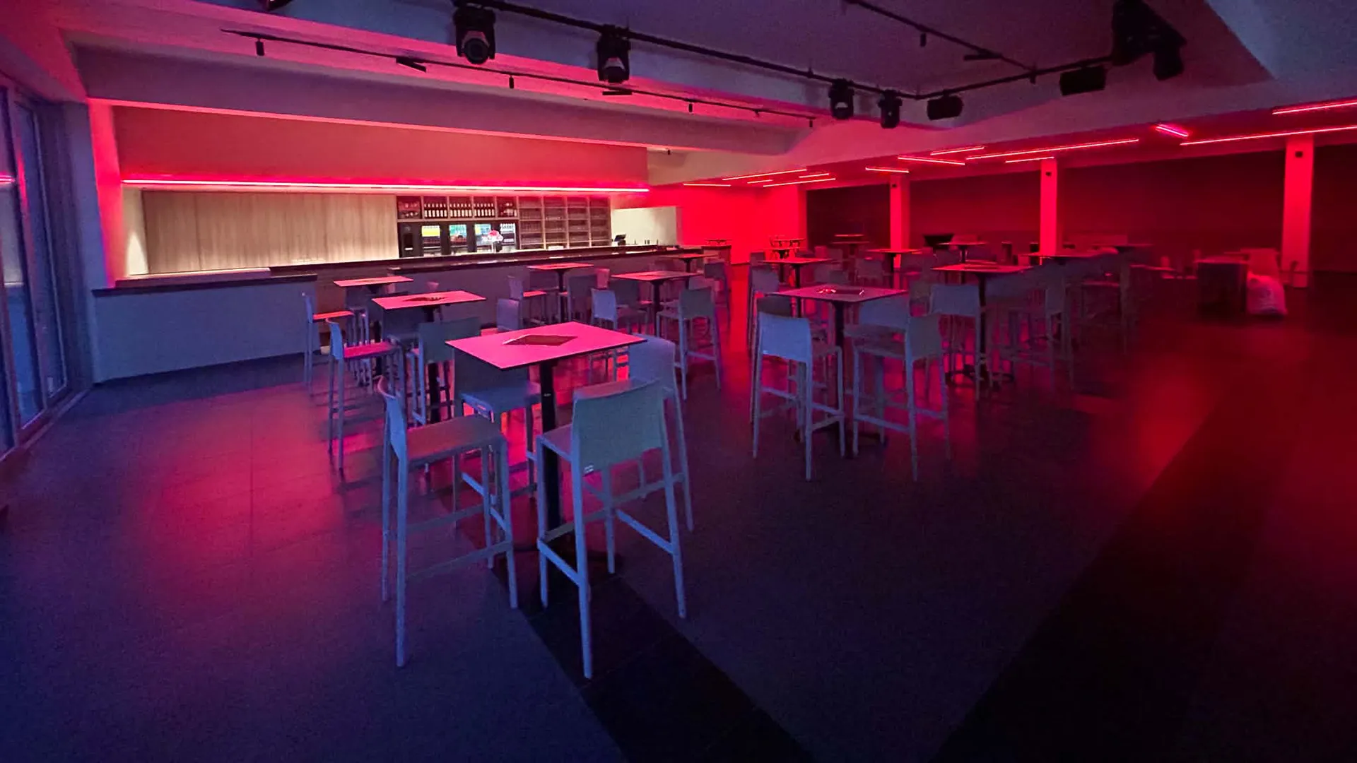 Feestzaal Salons sur Mer — beeld 3